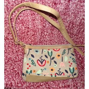 RELIC  tan and floral Crossbody handbag purse